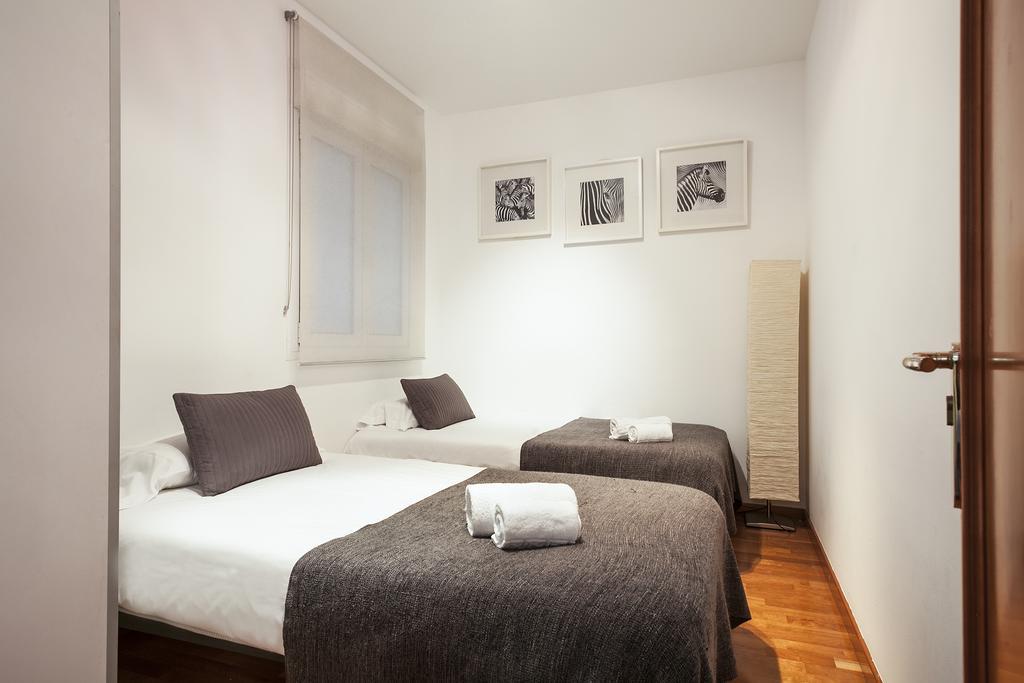 Canela Homes Barcelona Universitat Room photo